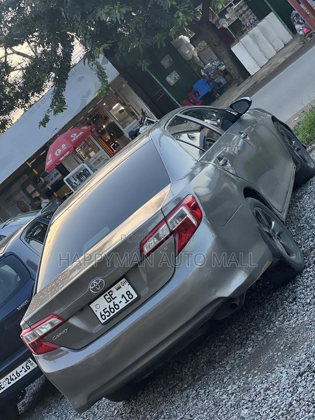 Toyota Camry LE 4dr Sedan (2.5L 4cyl 6A) 2013 Gray