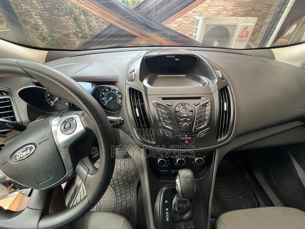 Ford Escape SE 4x4 2016 Black