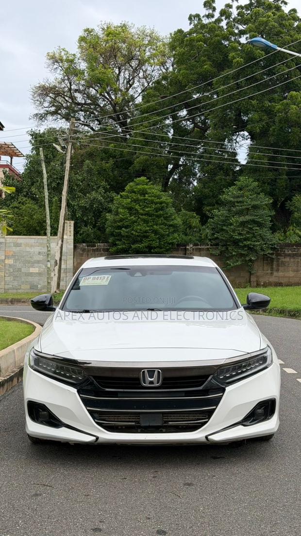 Honda Accord Sport 2.0T 2021 White