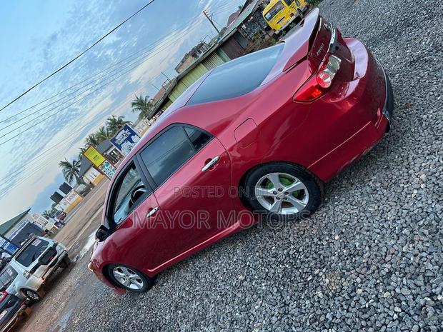 Toyota Corolla S 4dr Sedan (1.8L 4cyl 4A) 2012 Red