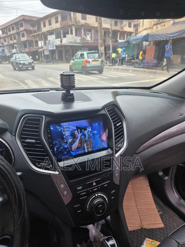 Hyundai Santa Fe 2014 Black