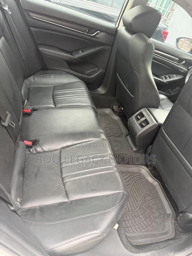 Honda Accord 2018 White