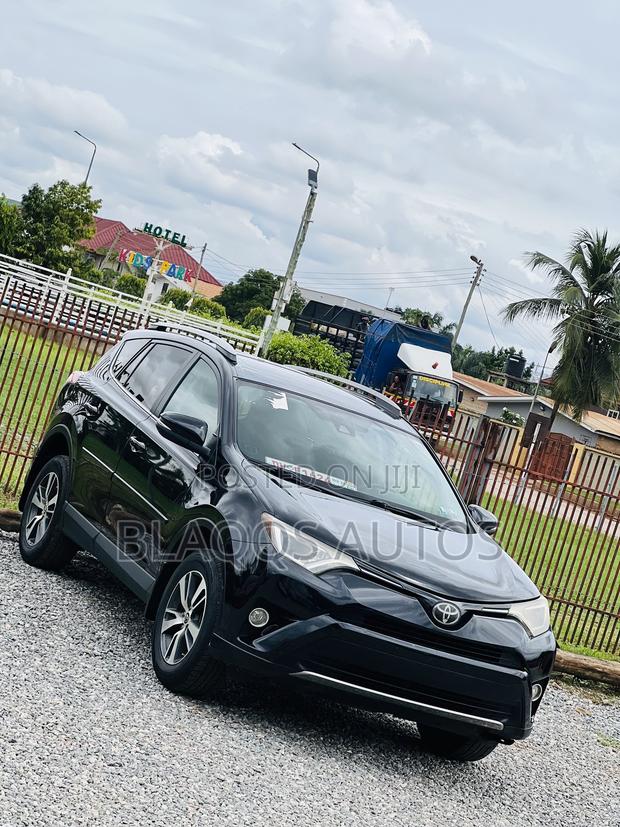 Toyota RAV4 2018 Black