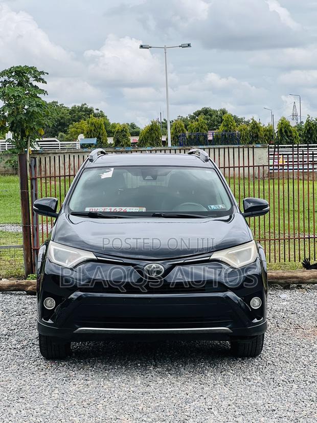 Toyota RAV4 2018 Black