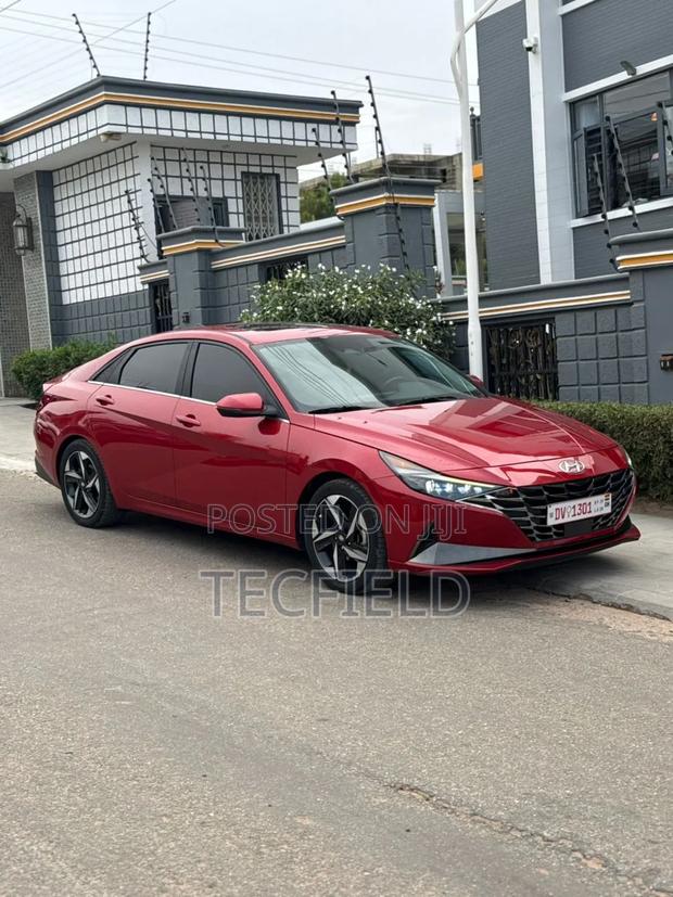 Hyundai Elantra Limited 2021 Red