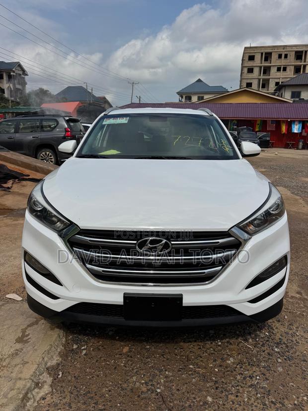 Hyundai Tucson SE FWD 2017 White