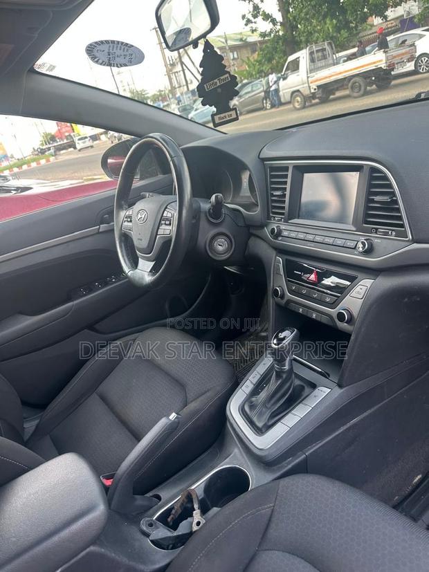 Hyundai Elantra 2018 Black