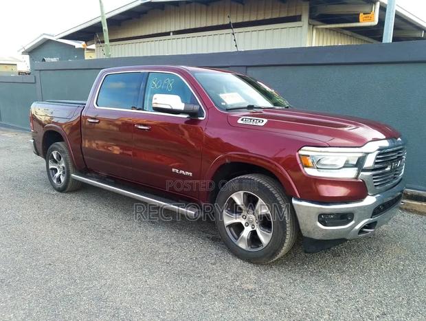 RAM 1500 2020 Burgundy