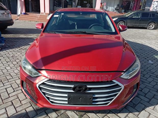 Hyundai Elantra 2017 Red