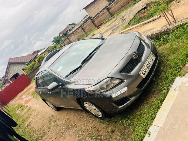 Toyota Corolla XLE 4dr Sedan (1.8L 4cyl 4A) 2010 Gray