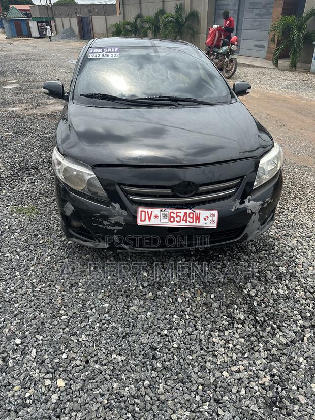 Toyota Corolla 2010 Black