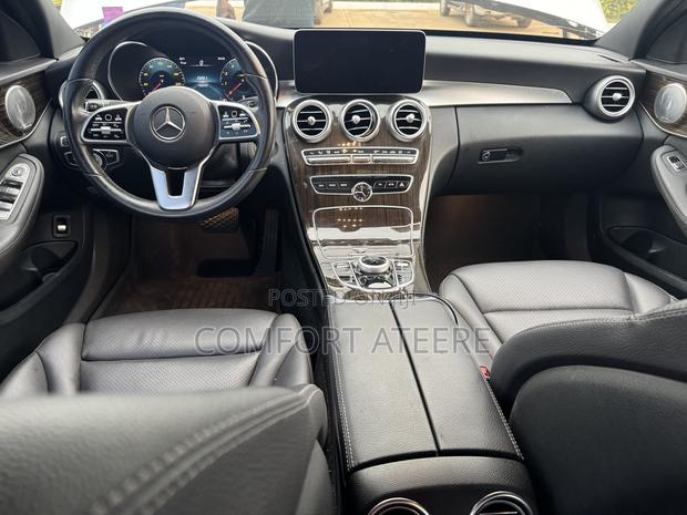 Mercedes-Benz C300 2020 Silver