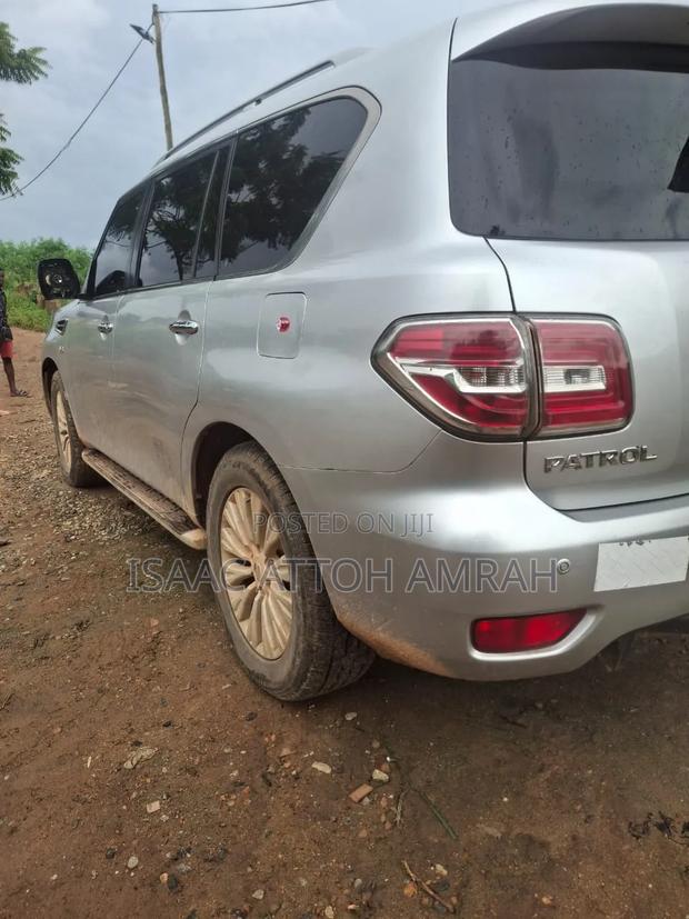 Nissan Patrol 2015 Gray