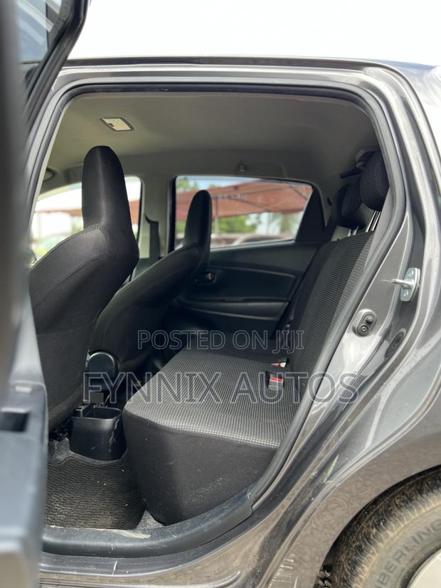 Toyota Vitz 1.3 FWD 5dr 2016