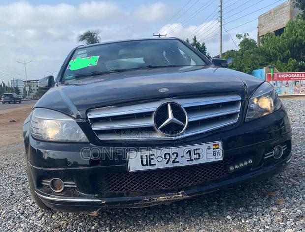 Mercedes-Benz C350 2010 Blue