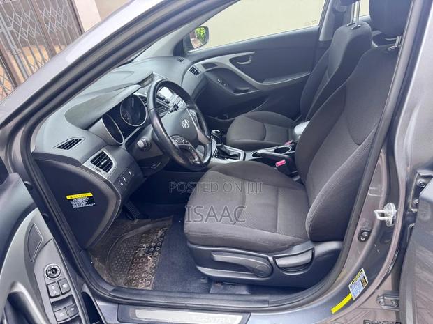 Hyundai Elantra 2016 Gray
