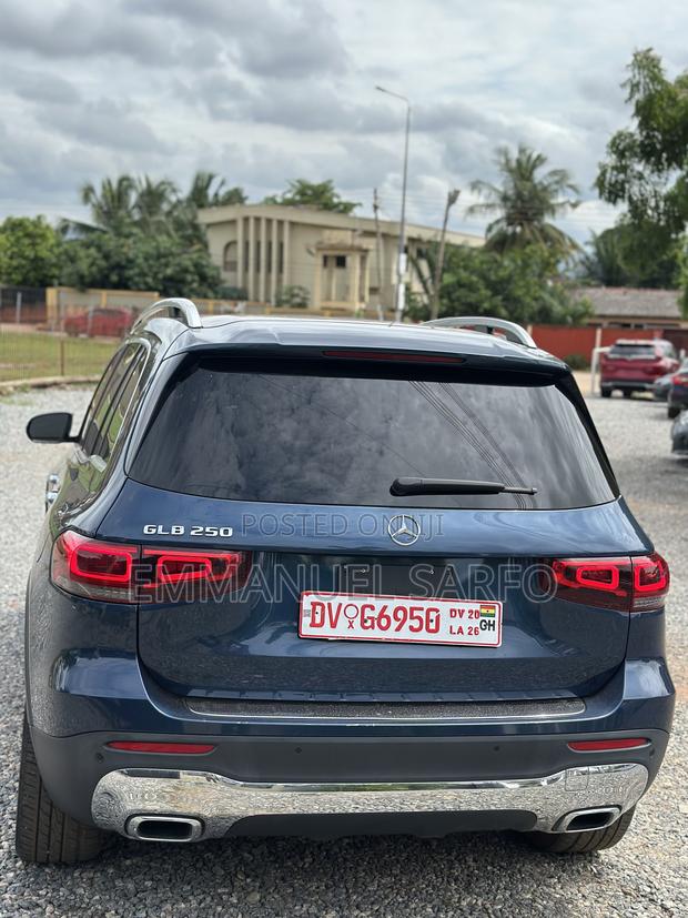 Mercedes-Benz GLB-Class GLB 250 4MATIC 2021 Blue