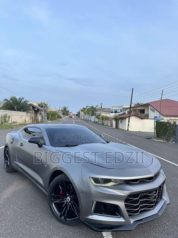 Chevrolet Camaro 2018 Gray