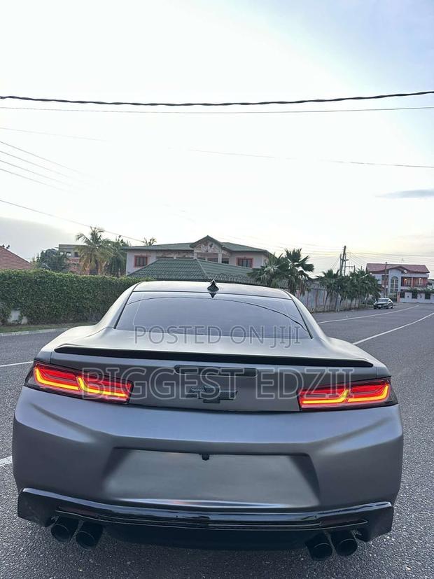 Chevrolet Camaro 2018 Gray