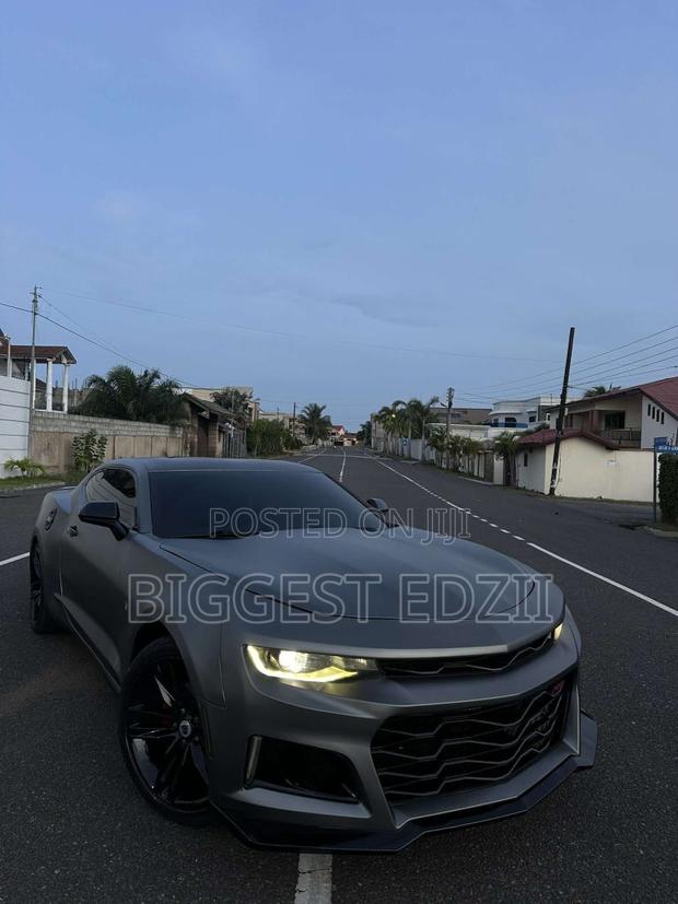 Chevrolet Camaro 2018 Gray