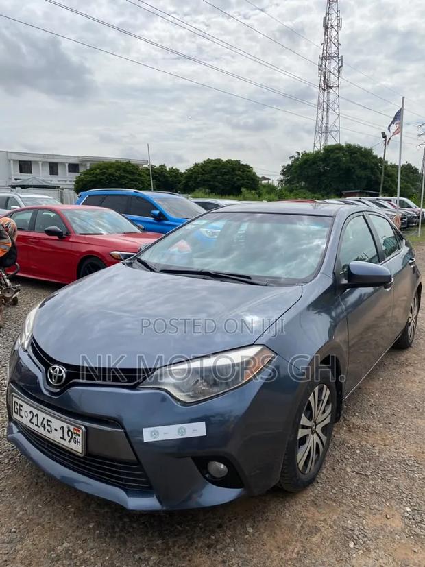 Toyota Corolla 2016 Blue