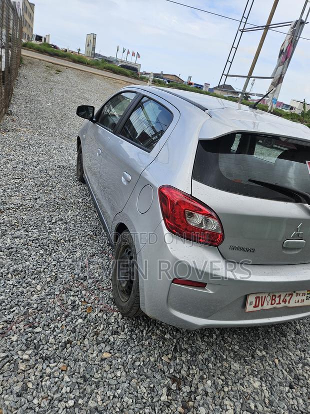 Mitsubishi Mirage 2017 Silver