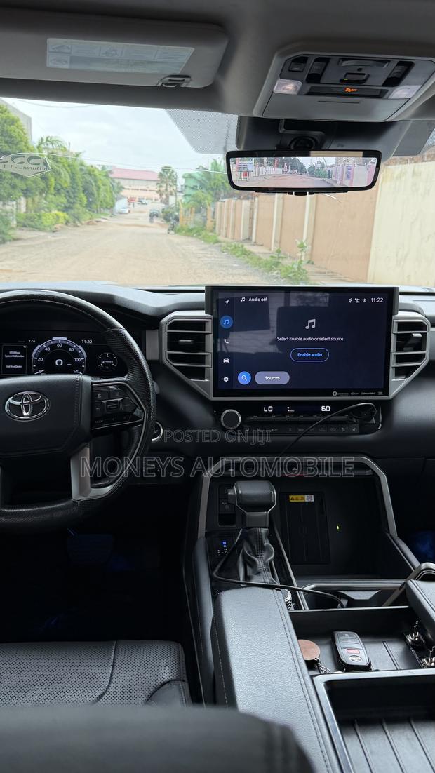 Toyota Tundra 2024 Gray
