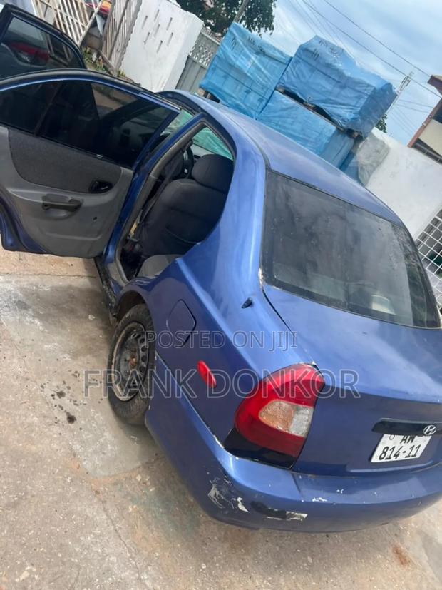 Hyundai Elantra 2004 Blue
