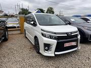 Toyota Voxy 2016 White for sale
