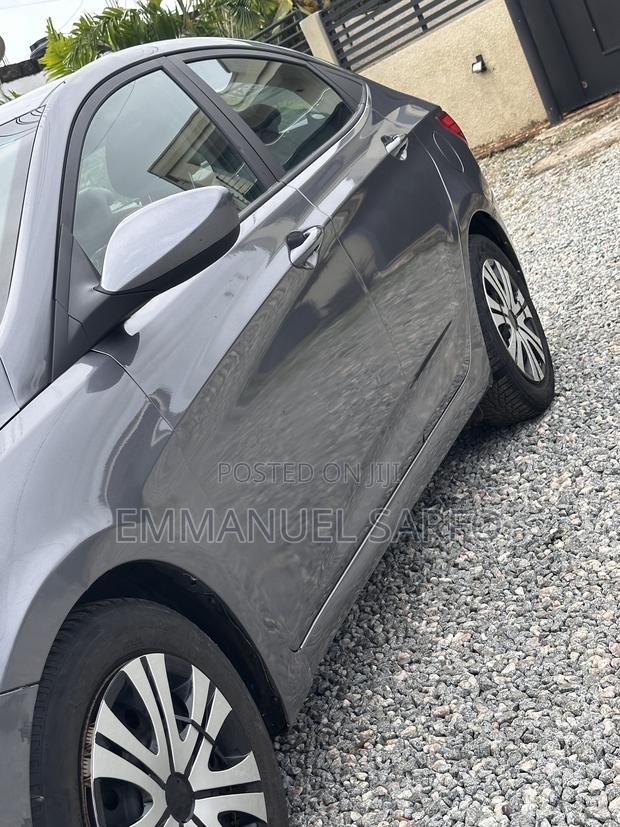 Hyundai Accent GLS 4dr Sedan (1.6L 4cyl 6A) 2015 Gray