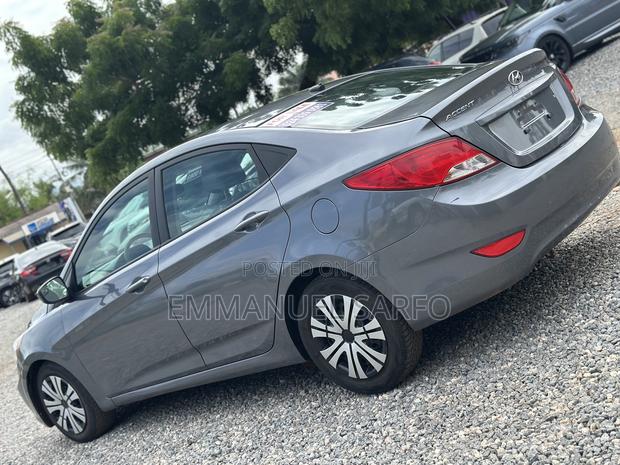 Hyundai Accent GLS 4dr Sedan (1.6L 4cyl 6A) 2015 Gray