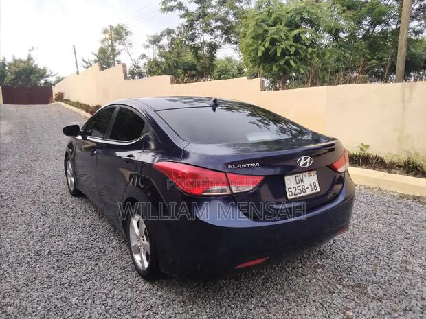 Hyundai Elantra GLS Sedan FWD (1.8L 4cyl 6M) 2013 Blue