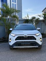 Toyota RAV4 2022 White for sale