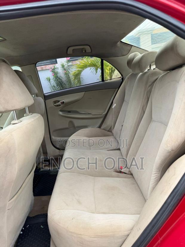 Toyota Corolla LE 4dr Sedan (1.8L 4cyl 4A) 2010 Red