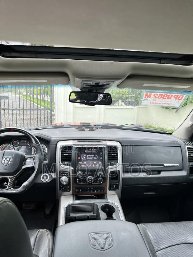RAM 1500 2017 Black