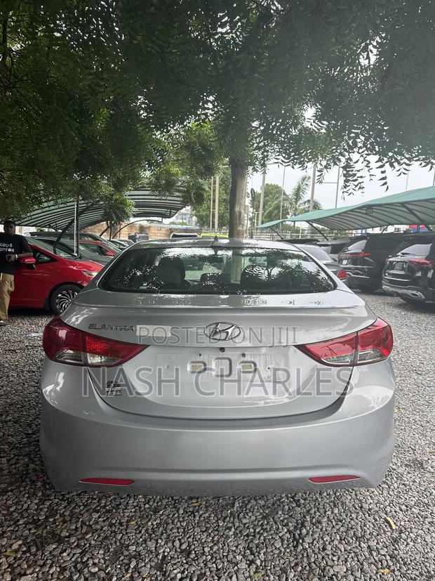 Hyundai Elantra GLS Automatic 2012 Gray