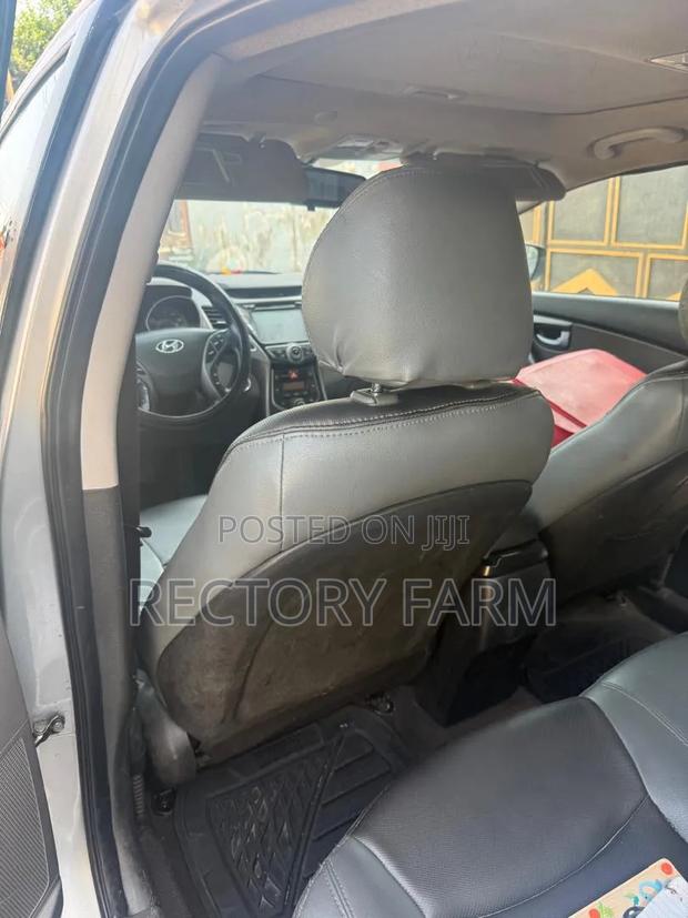 Hyundai Elantra 2013 Silver