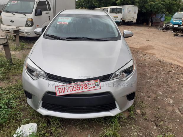Toyota Corolla LE 4dr Sedan (1.8L 4cyl CVT) 2016 Silver