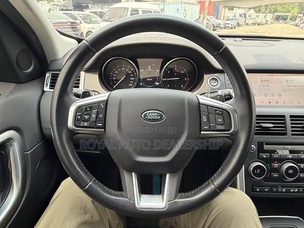 Land Rover Discovery 2018 Blue