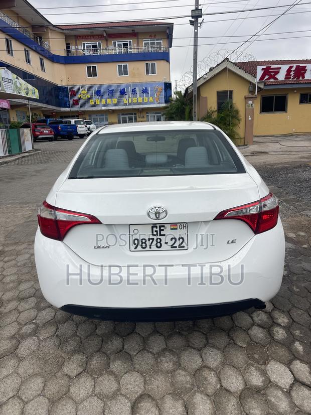 Toyota Corolla 2015 White