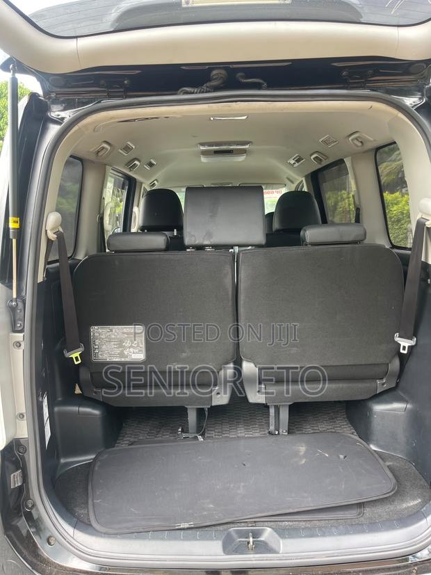 Toyota Voxy 2013 Black