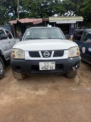 Nissan Hardbody 2009 White for sale