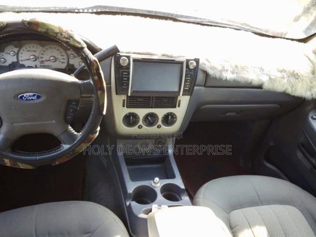 Mercury Mountaineer AWD Luxury 4.0 2006 Beige