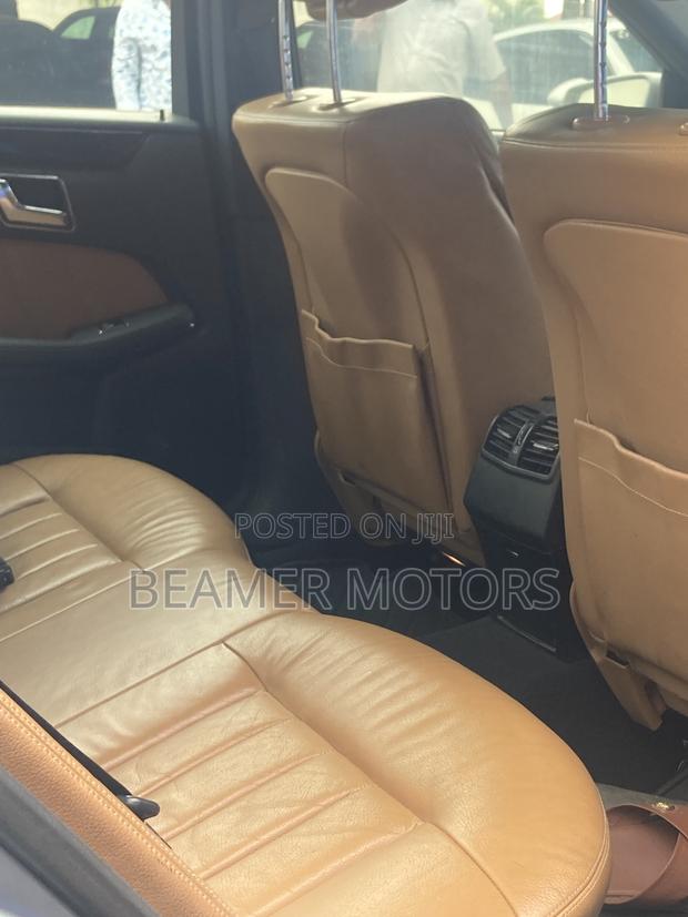 Mercedes-Benz E350 Base 4dr 4Matic Sedan AWD (3.5L 6cyl 7A) 2012 Gray