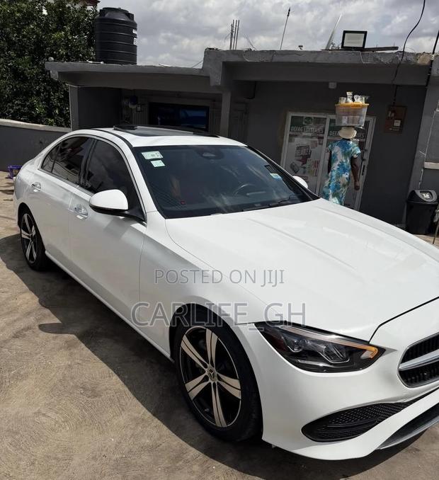 Mercedes-Benz C300 2022 White