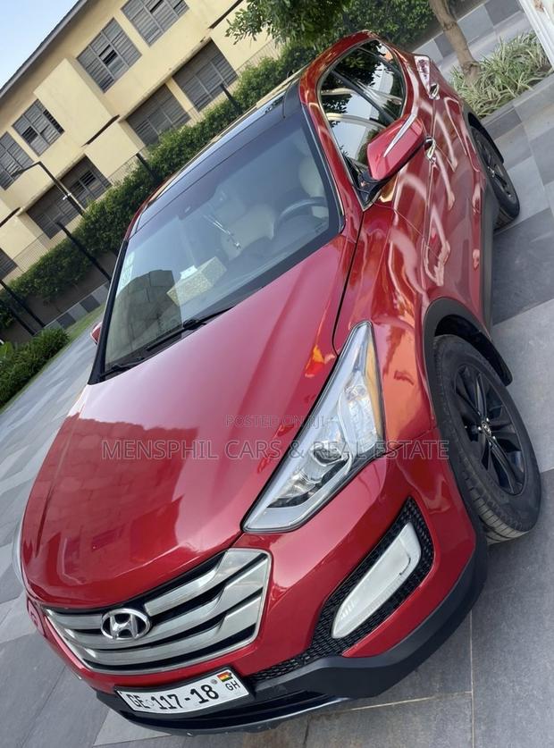 Hyundai Santa Fe 2013 Red