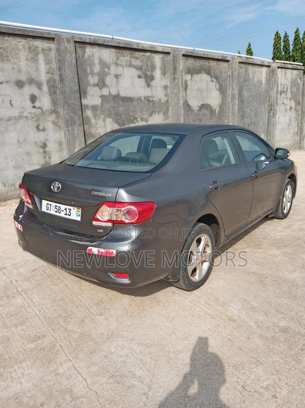 Toyota Corolla 2013 Gray