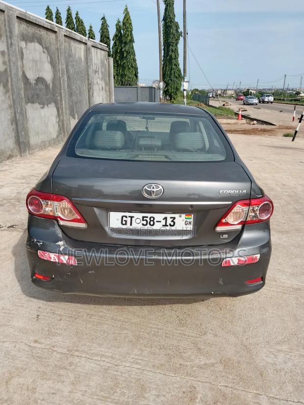 Toyota Corolla 2013 Gray