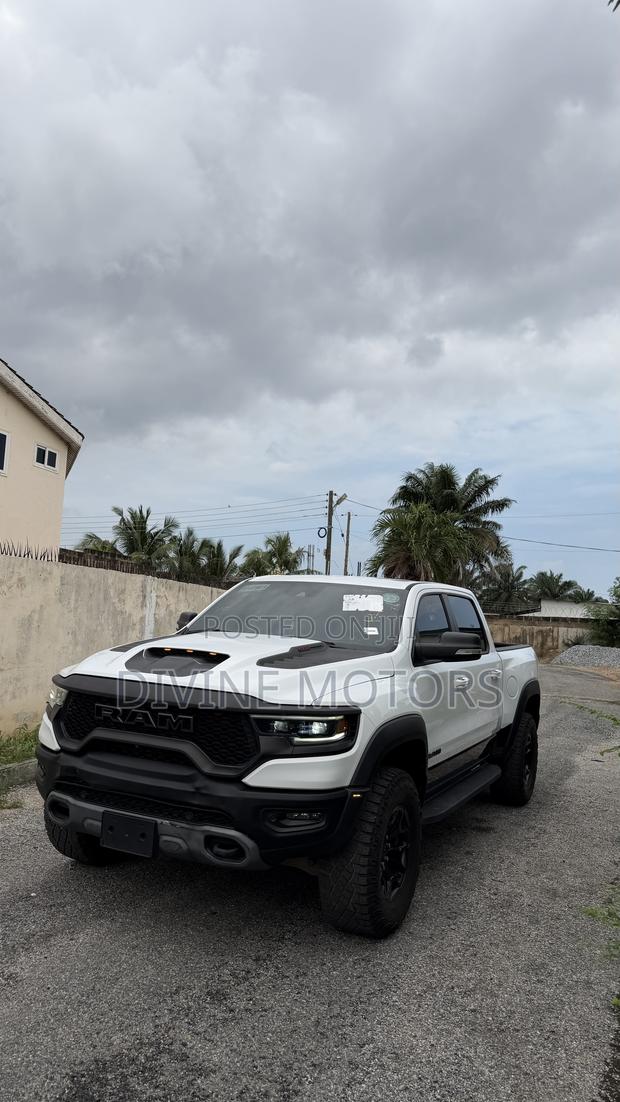 Dodge RAM 2023 White