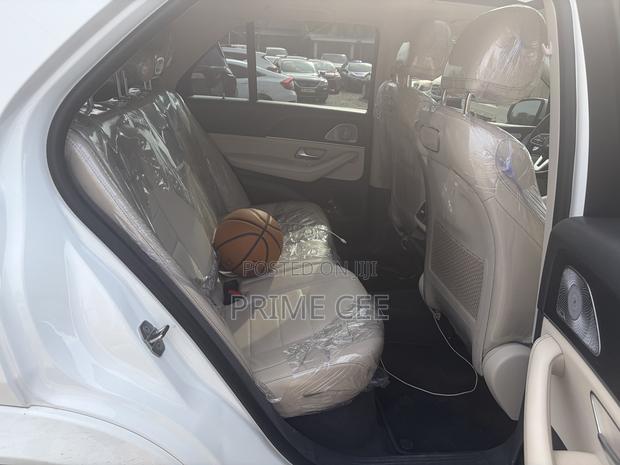 Mercedes-Benz GLE-Class 2021 White